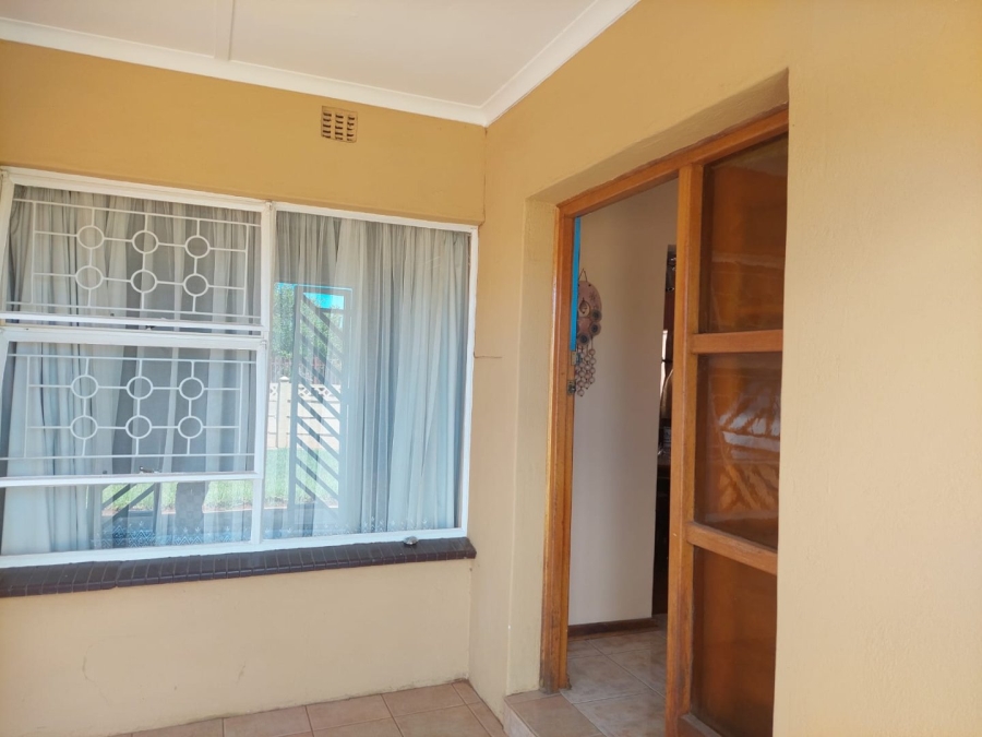 3 Bedroom Property for Sale in Roodepan Northern Cape